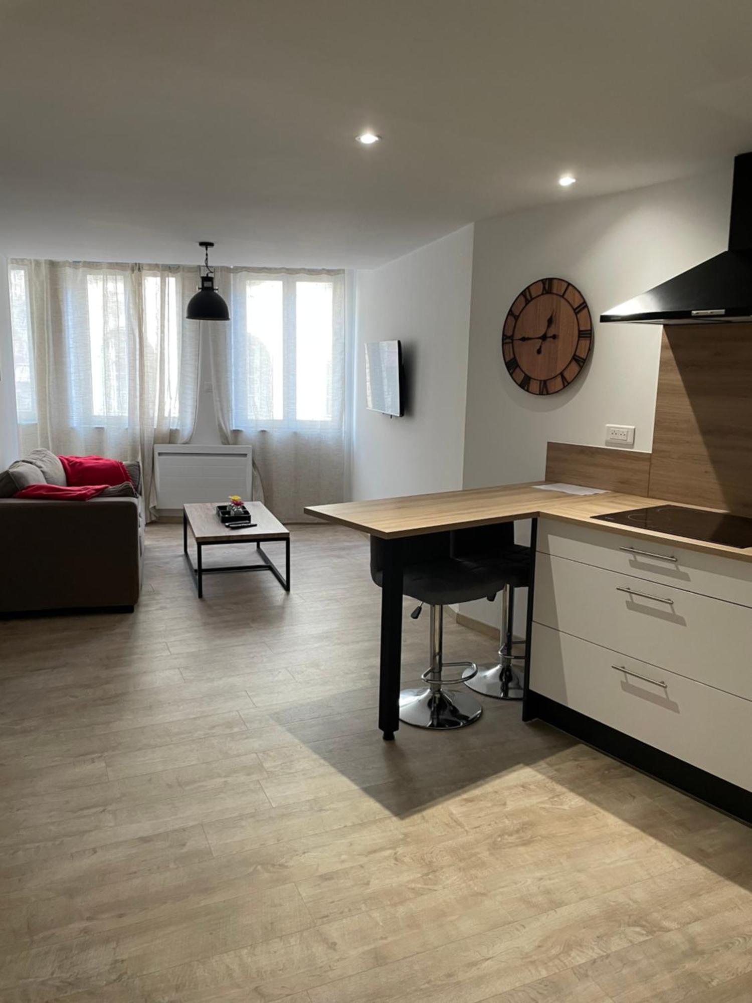 Apartamento F2 Centre Historique Saint Colomban Luxeuil-les-Bains Exterior foto